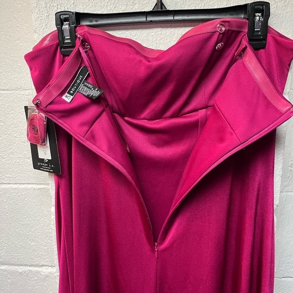 JS Boutique Elegant Pink Strapless Gown - Picture 7 of 7